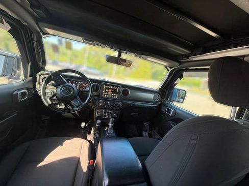 Used 2023 Jeep Wrangler Unlimited Sport AWD/4WD image 26
