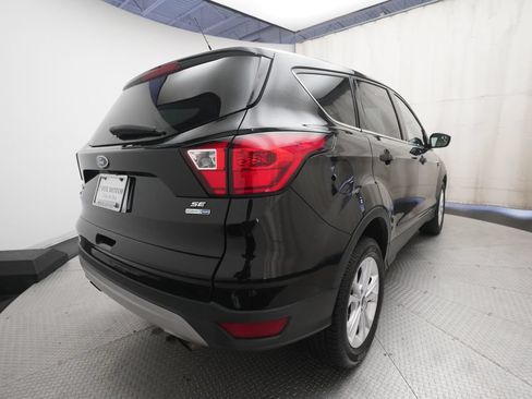 Used 2019 Ford Escape SE AWD/4WD image 13