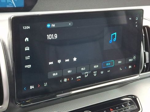 Used 2025 Ford Expedition Active AWD/4WD image 20
