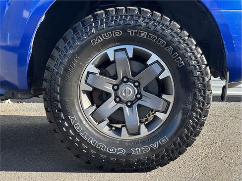 Used 2015 Nissan Frontier PRO-4X image 28