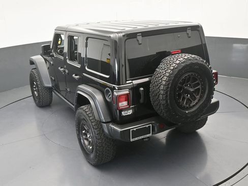 Used 2022 Jeep Wrangler Unlimited Sport w/ Xtreme Recon 35" Tire Package AWD/4WD image 50
