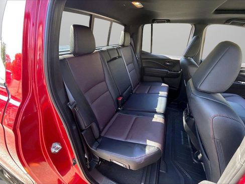 Used 2025 Honda Ridgeline Black Edition image 26