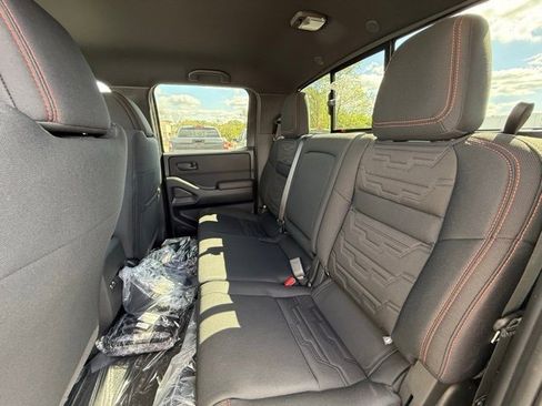 New 2026 Nissan Frontier PRO-4X w/ Pro-4x Convenience Package image 15