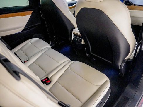 Used 2021 Tesla Model X Performance image 35