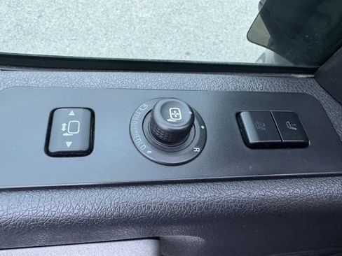 Used 2016 Ford F250 Lariat w/ Lariat Ultimate Package image 12