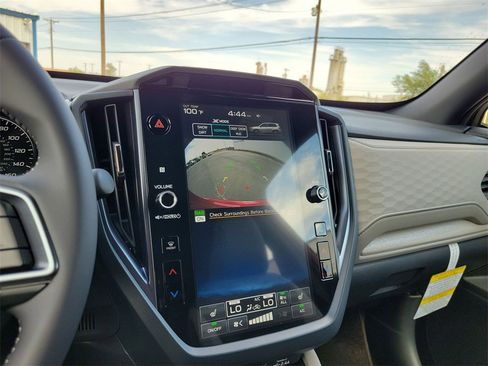 Used 2025 Subaru Forester Limited image 18