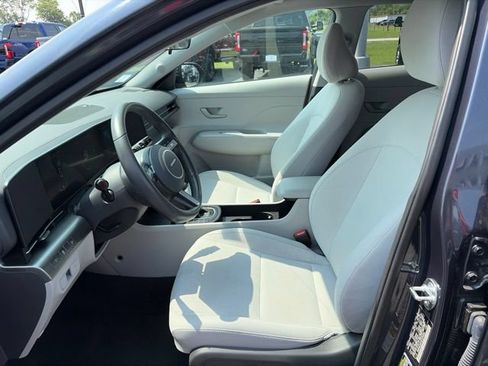 Used 2025 Hyundai Kona SEL AWD/4WD image 7