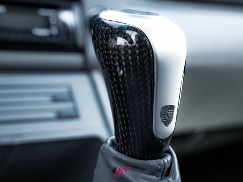 Used 1999 Porsche 911 Carrera 4 image 4