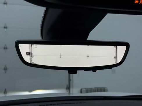 Used 2023 Buick Enclave Essence w/ Experience Buick Package image 7