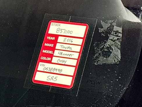 Used 2016 Toyota 4Runner SR5 image 25