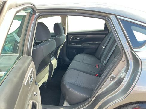 Used 2017 Nissan Altima 2.5 SV image 21