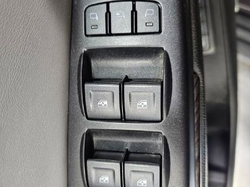 Used 2016 Chevrolet Tahoe LT AWD/4WD image 31