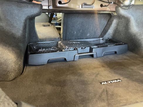 Used 2024 Nissan Altima 2.5 SV image 22