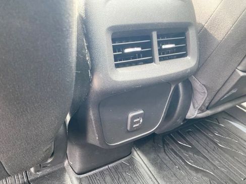 Certified 2019 GMC Terrain SLE w/ Driver Convenience Package image 19