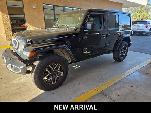 Used 2025 Jeep Wrangler Sahara image 1
