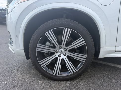 Used 2024 Volvo XC90 T8 Ultimate w/ Protection Package Premier AWD/4WD image 14