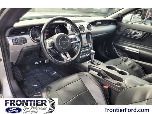 Used 2019 Ford Mustang Premium image 19