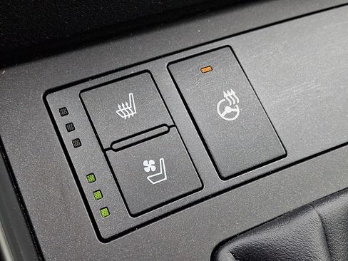 Used 2021 Lexus IS 300 AWD w/ Comfort Package image 24