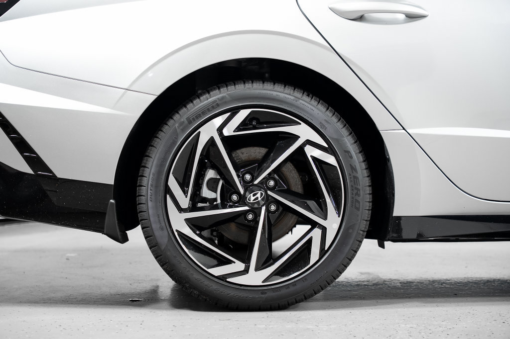 New 2026 Hyundai Sonata SEL FWD image 6