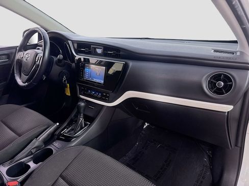 Used 2017 Toyota Corolla iM w/ Carpet Mat Package FWD image 32