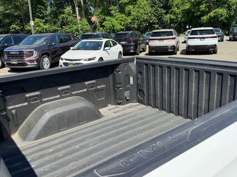 Certified 2024 GMC Sierra 1500 Elevation w/ Elevation Premium Package AWD/4WD image 14