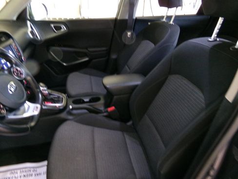 Used 2020 Kia Soul GT-Line w/ GT 2.0L Power Sunroof Package FWD image 38