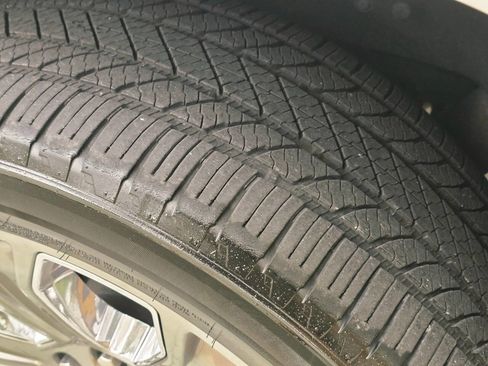 Used 2015 GMC Yukon Denali w/ Premium Package image 45