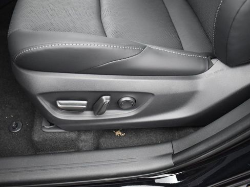 New 2026 Subaru Solterra Limited XT image 11