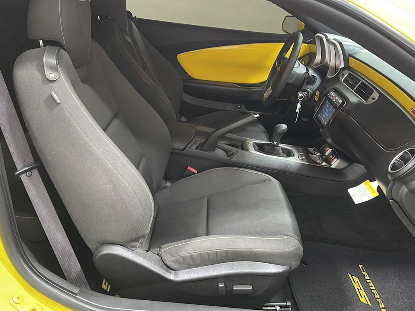 Used 2014 Chevrolet Camaro SS w/ SS Performance Package RWD image 21
