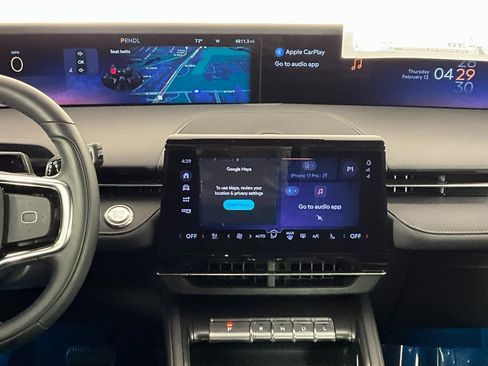 Used 2025 Lincoln Nautilus Premier w/ Jet Appearance Package image 12