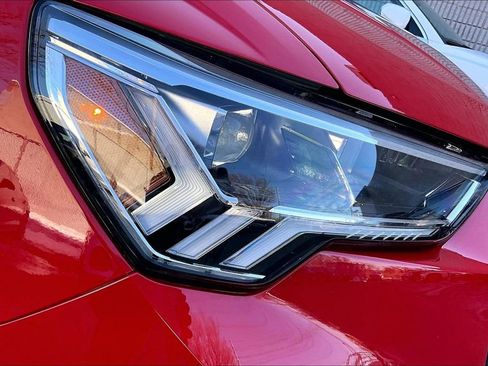 Used 2023 Audi Q3 2.0T Premium w/ Black Optic Sport Package image 32