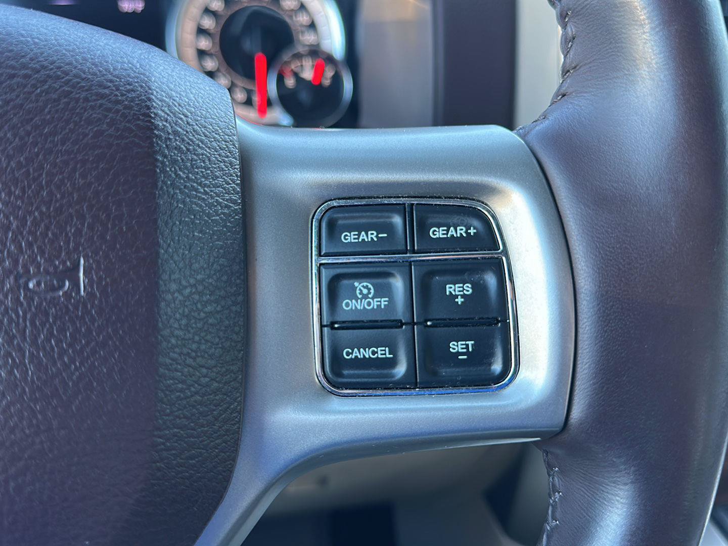 Used 2017 RAM 1500 Laramie w/ Convenience Group AWD/4WD image 22