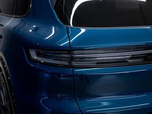 New 2026 Porsche Cayenne GTS image 22