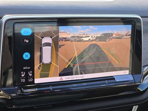 New 2026 Volkswagen Atlas SEL Premium R-Line image 26