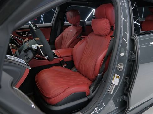 Used 2024 Mercedes-Benz S 63 AMG S image 33