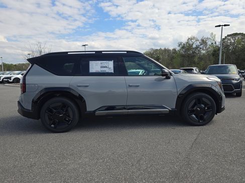 New 2026 Kia EV9 GT-Line image 9