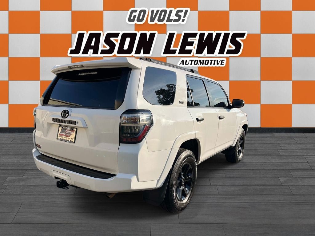 Used 2015 Toyota 4Runner SR5 RWD image 3