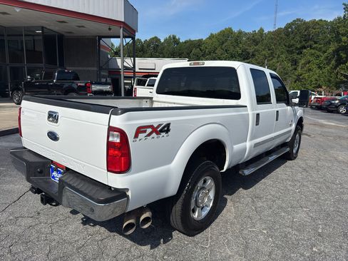 Used 2016 Ford F250 XLT w/ XLT Value Package AWD/4WD image 5
