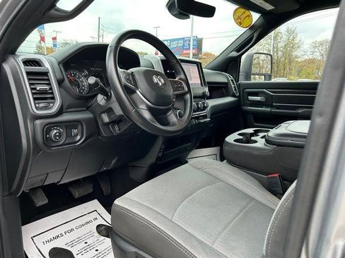 Used 2024 RAM 2500 Big Horn w/ Bed Utility Group image 11