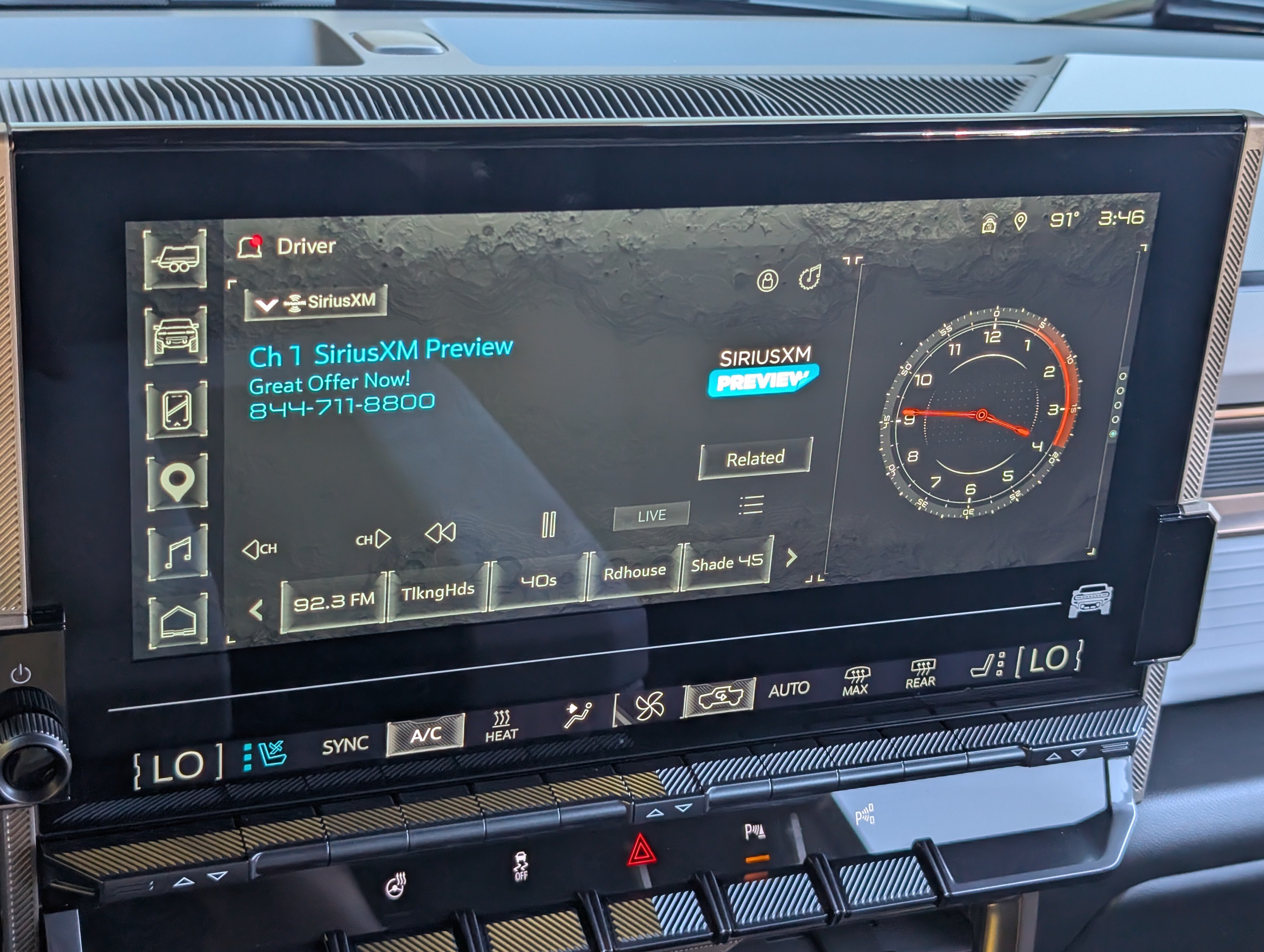 Used 2025 GMC Hummer EV 2X AWD/4WD image 32