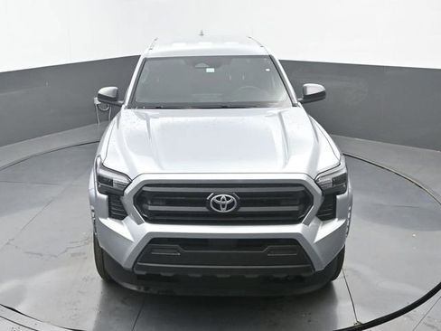 Used 2025 Toyota Tacoma SR RWD image 14