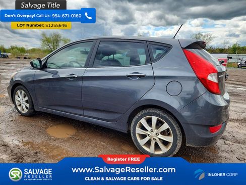 Used 2012 Hyundai Accent SE FWD image 3