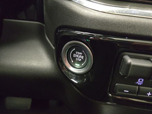 Used 2025 Chevrolet Silverado 3500 High Country w/ Technology Package image 24