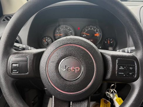 Used 2016 Jeep Compass Sport w/ Power Value Group AWD/4WD image 28