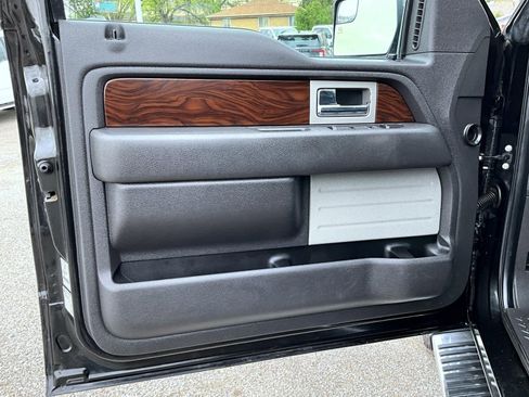 Used 2012 Ford F150 Lariat w/ Lariat Chrome Pkg image 10