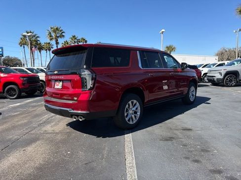 New 2026 Chevrolet Suburban Premier RWD image 17