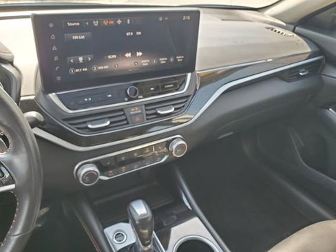 Certified 2024 Nissan Altima 2.5 SR w/ SR Premium Package image 21