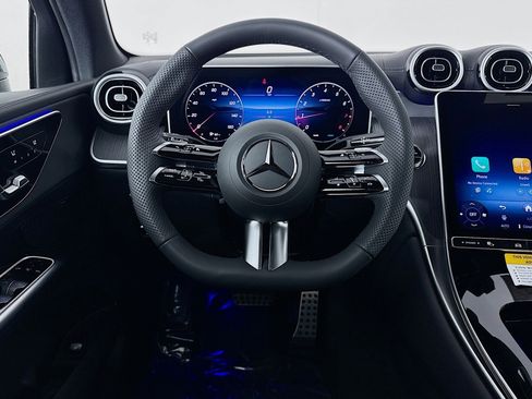 New 2026 Mercedes-Benz GLC 300 image 4