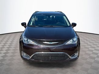 Used 2017 Chrysler Pacifica Touring-L video 2