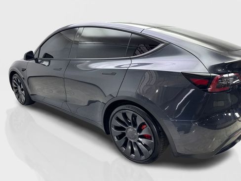 Used 2024 Tesla Model Y Performance AWD/4WD image 14